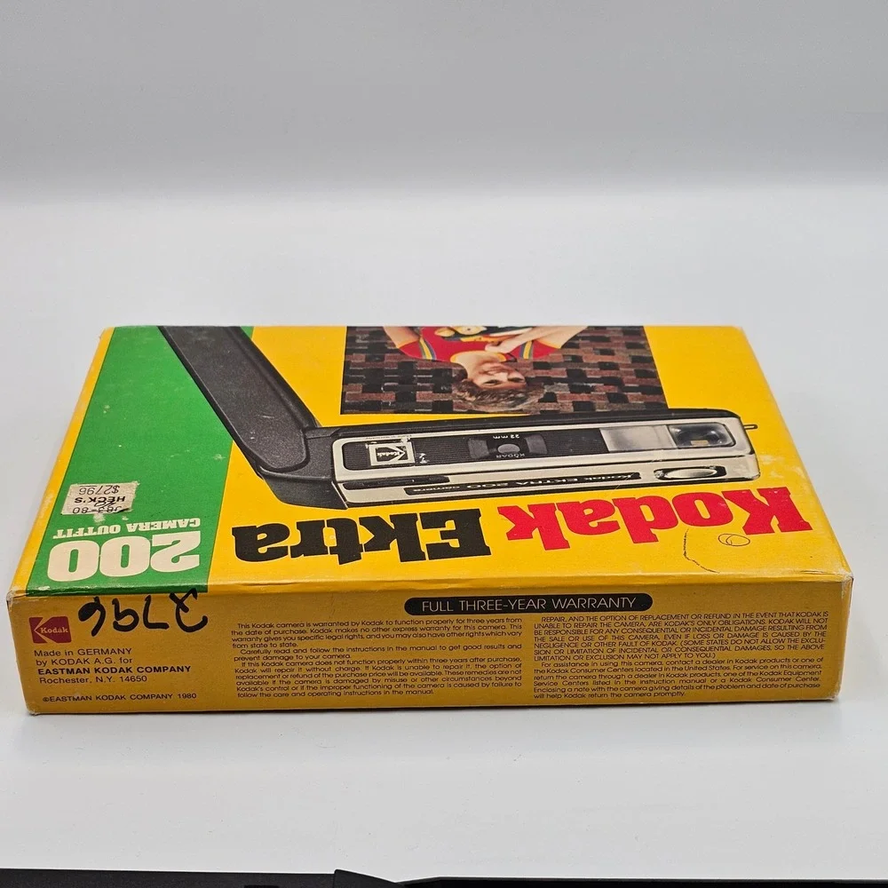 Vintage 1980 Kodak Ektra 200 110 Film Camera Outfit Box Manual Monogram Sticker